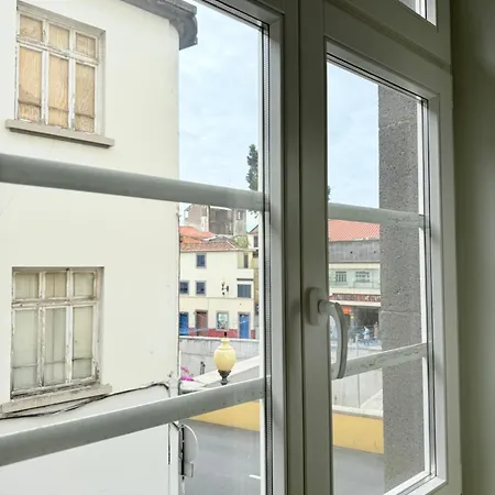 Gold Center 105 Апартаменты *