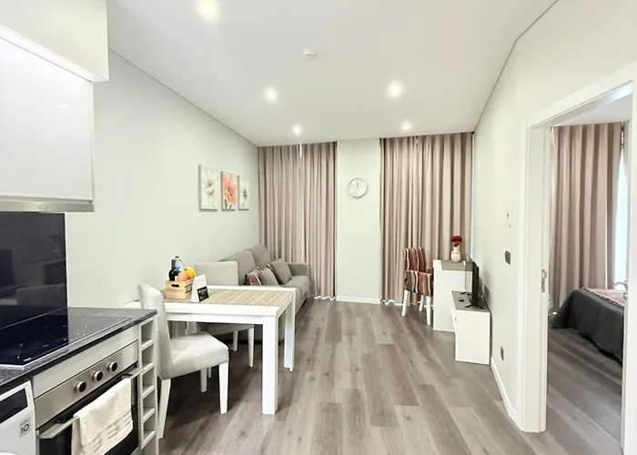 Gold Center 105 * Funchal (Madeira)