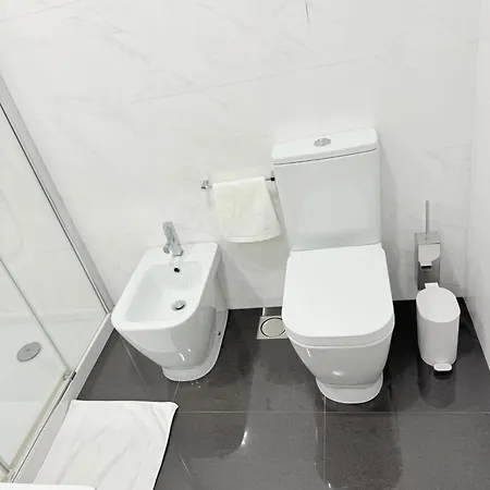 Apartment Gold Center 105 *